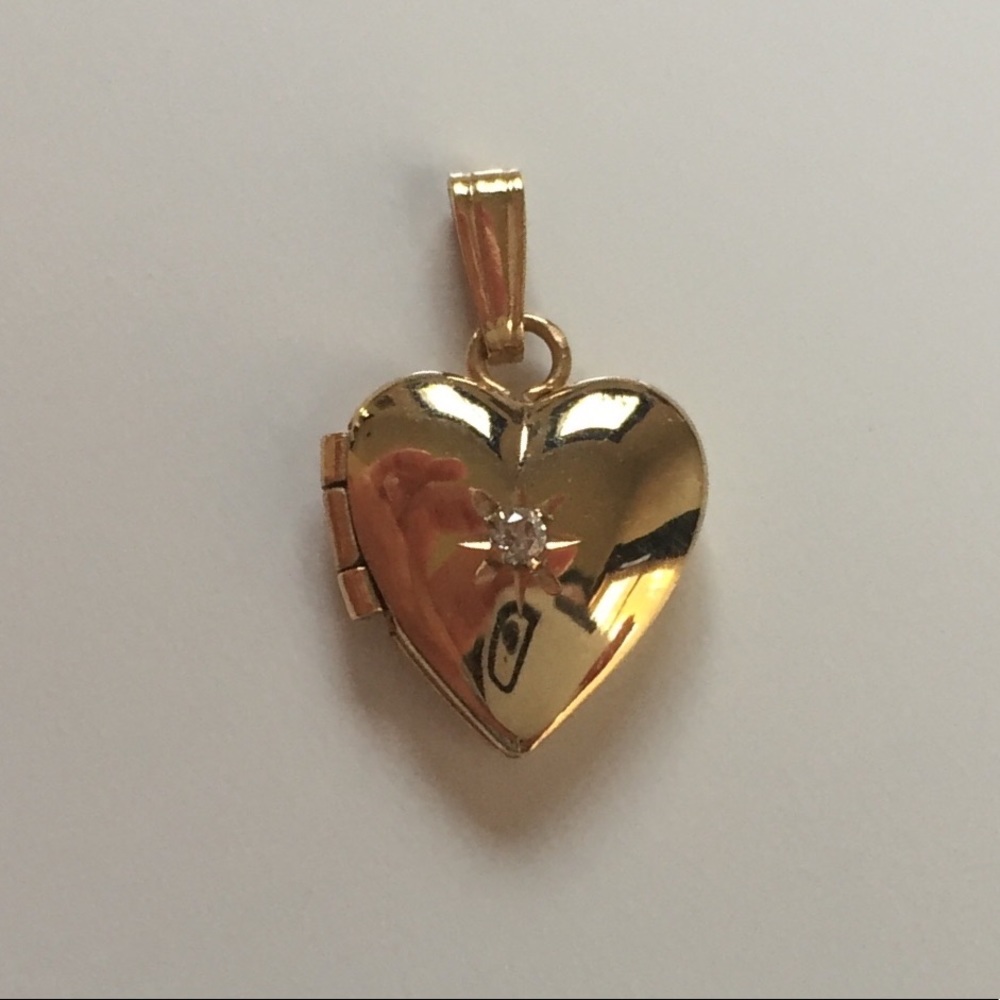 Starburst Locket 14K Gold